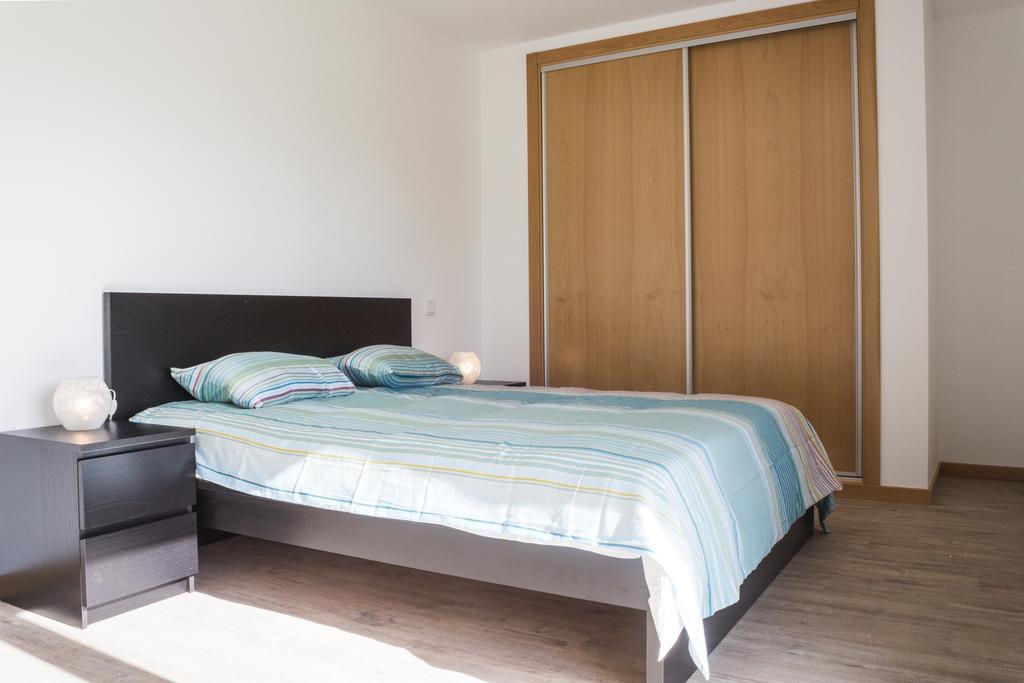 Carmona Apartment เซามาร์ทินโญโดปอร์โต ภายนอก รูปภาพ
